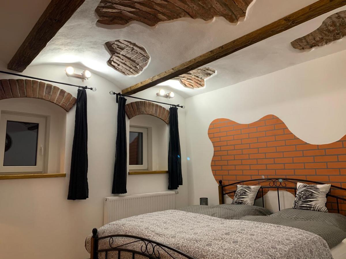 Apartmany Pod Kloboukem Яхимів Екстер'єр фото